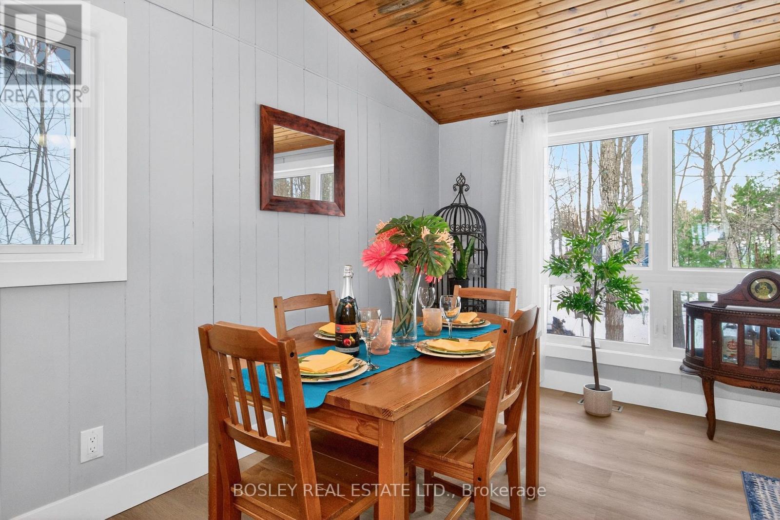 1204 Tiny Beaches Road N, Tiny, Ontario  L9M 0H7 - Photo 5 - S13041952