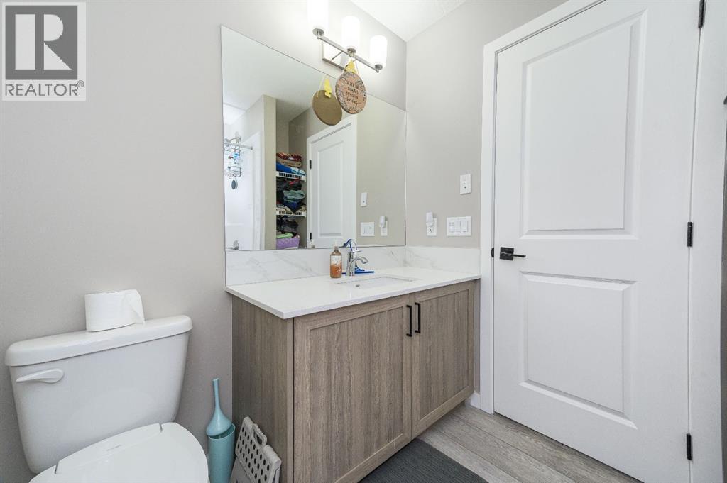 2049 Cobblespring Avenue SW, Airdrie, Alberta  T4B 5M1 - Photo 12 - A2291494