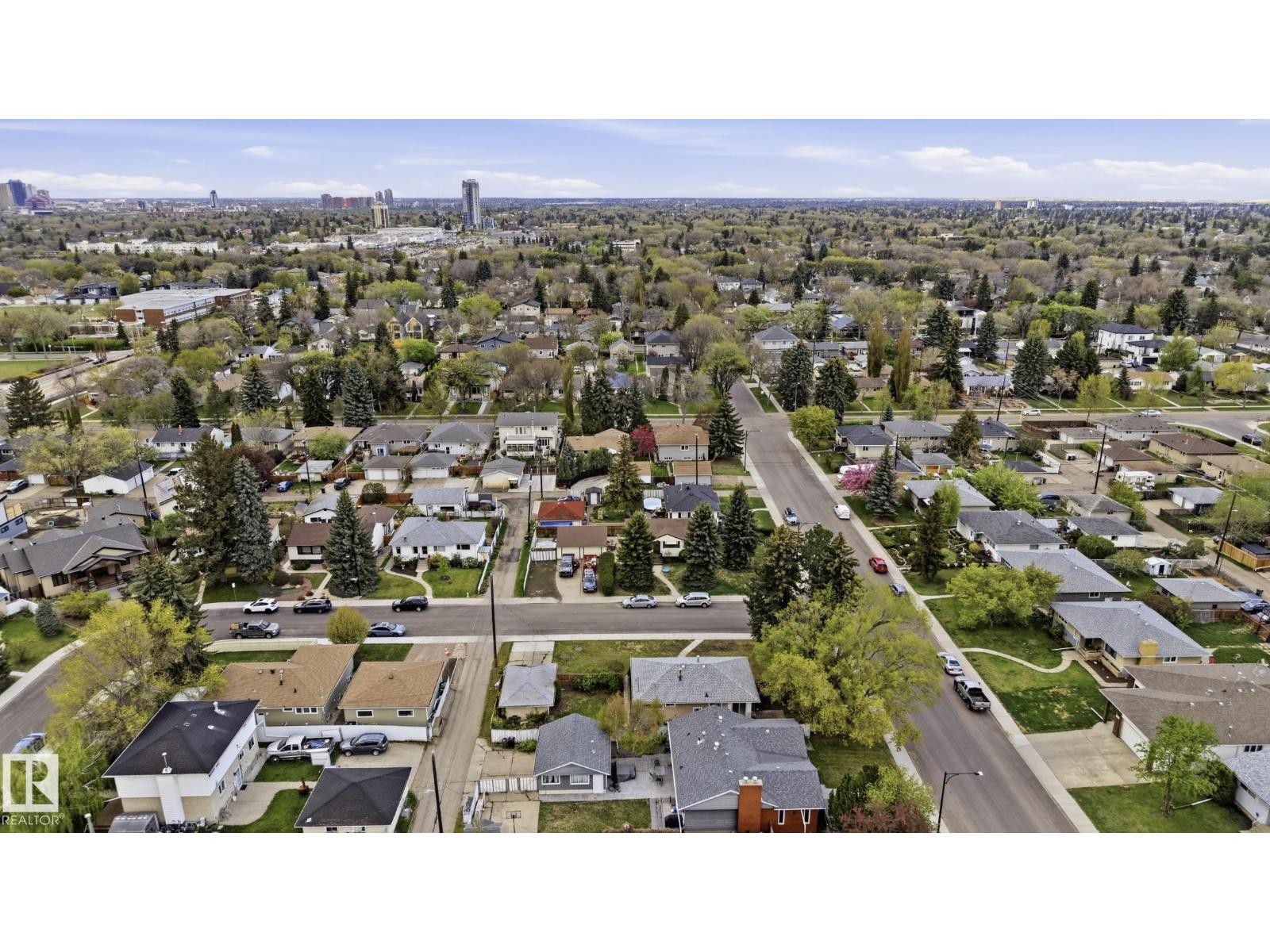 8103 75 Av Nw, Edmonton, Alberta  T6C 0G5 - Photo 43 - E4489367