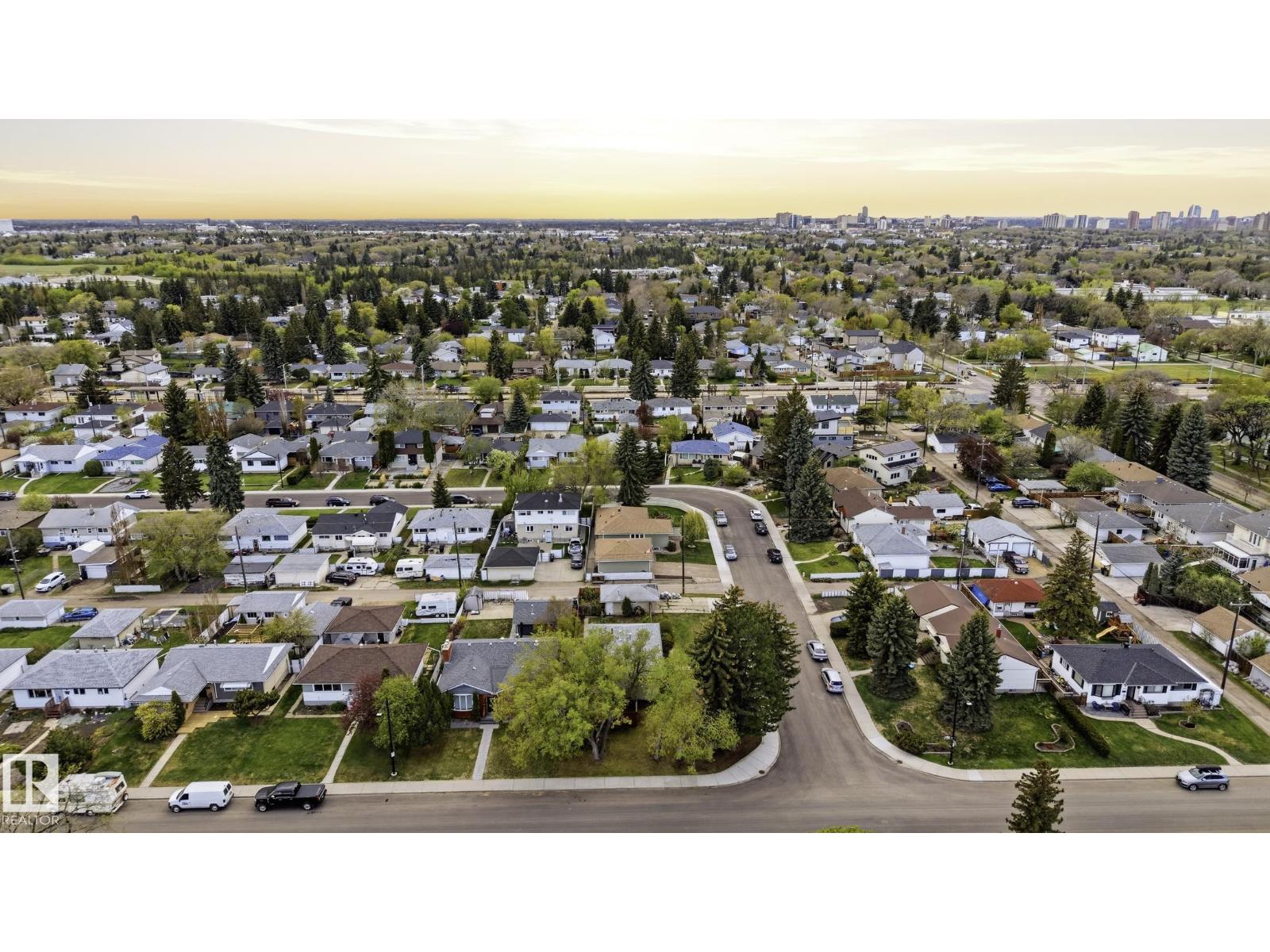8103 75 Av Nw, Edmonton, Alberta  T6C 0G5 - Photo 47 - E4489367