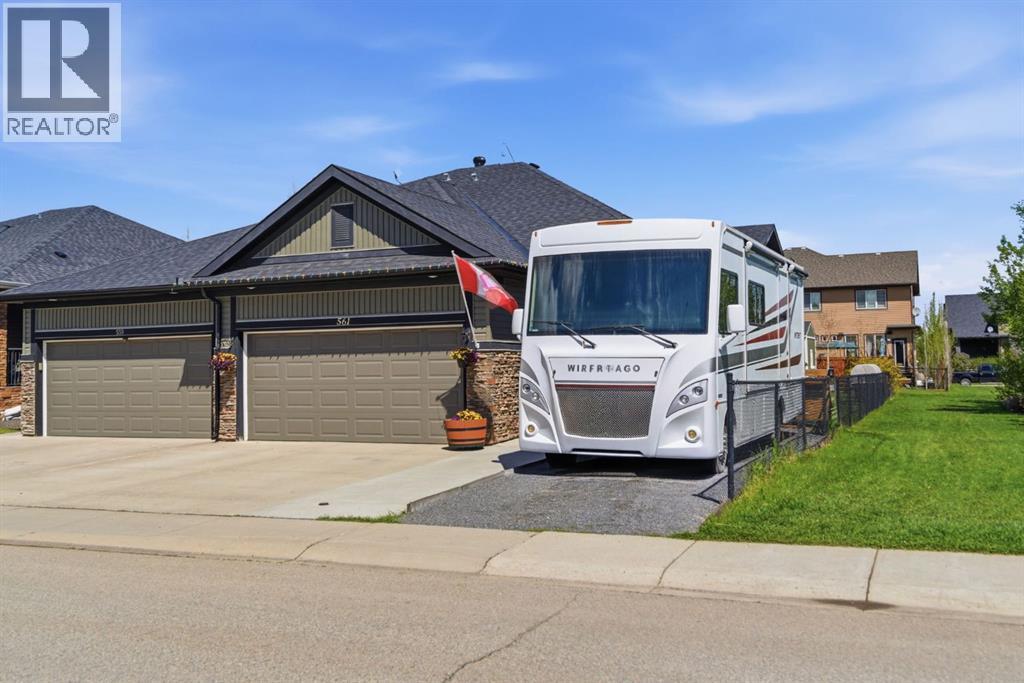 561 Boulder Creek Green SE, Langdon, Alberta  T0J 1Z3 - Photo 2 - A2296361