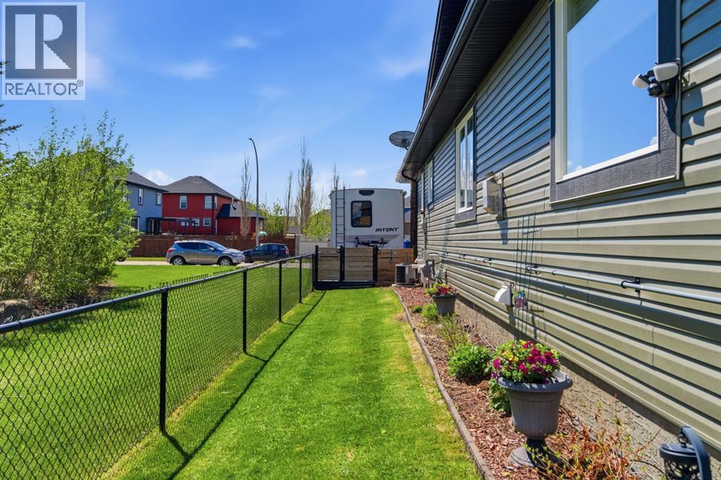 561 Boulder Creek Green SE, Langdon, Alberta  T0J 1Z3 - Photo 40 - A2296361