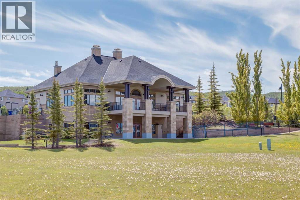 212 Crestbrook Common SW, Calgary, Alberta  T3B 6L1 - Photo 48 - A2308677