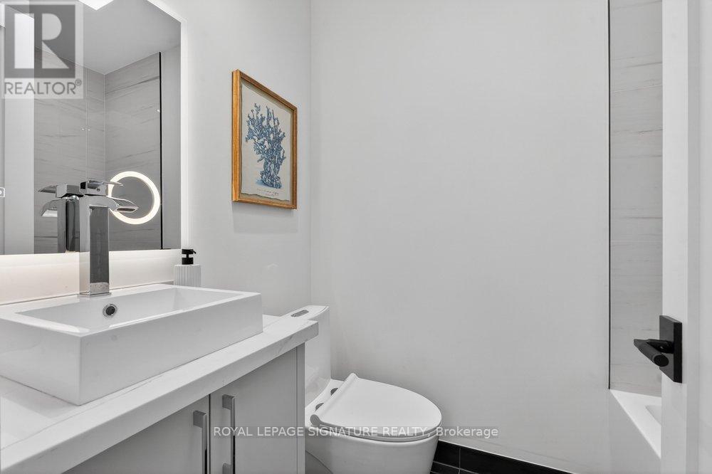 53 Lesmount Avenue, Toronto, Ontario  M4J 3V7 - Photo 37 - E13162238