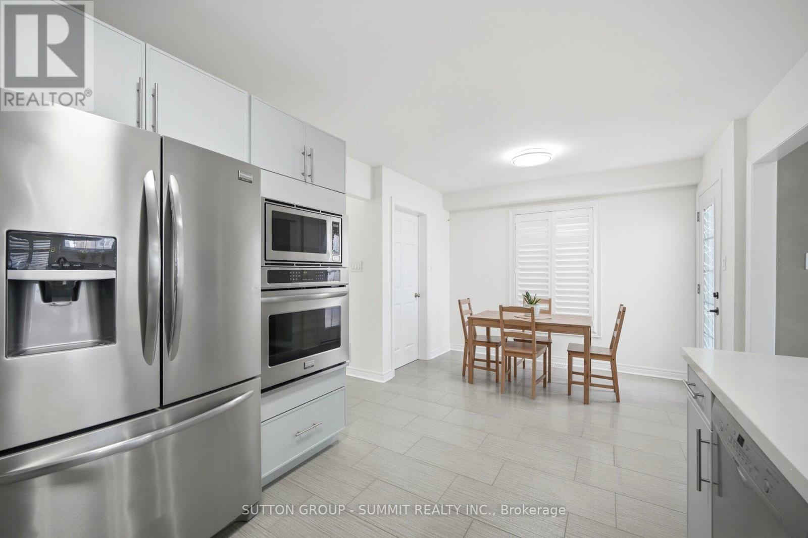 30 Mccourt Drive, Ajax, Ontario  L1Z 0S3 - Photo 11 - E13162260