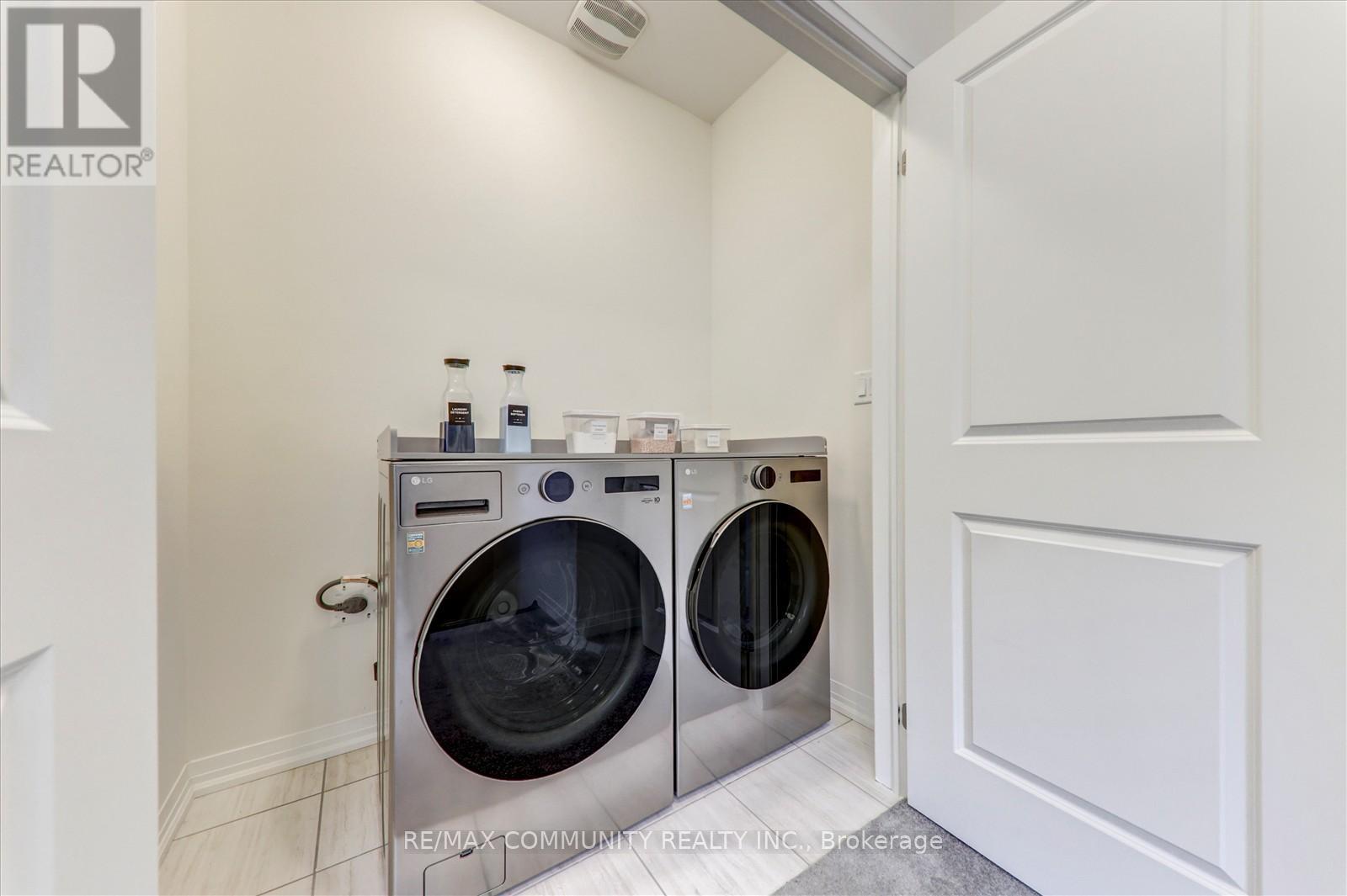 124 Ogston Crescent, Whitby, Ontario  L1P 0H3 - Photo 36 - E13162262