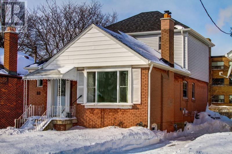 88 Westview Boulevard, Toronto, Ontario  M4B 3J1 - Photo 31 - E13162334