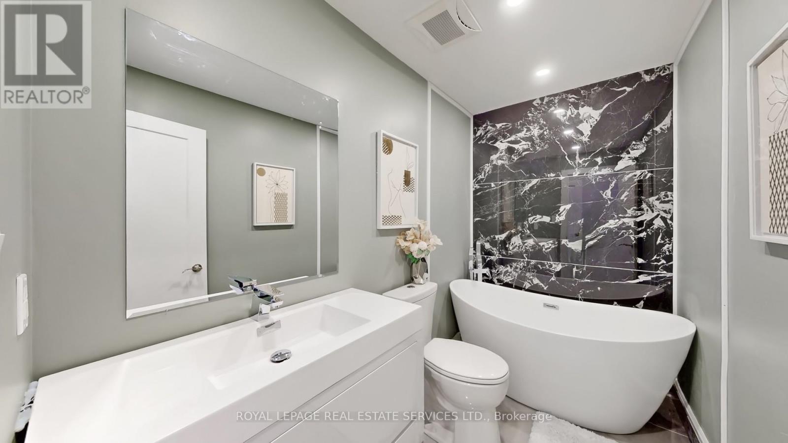 1073 Craven Road, Toronto, Ontario M4J 4V7 - Photo 32 - E13162412
