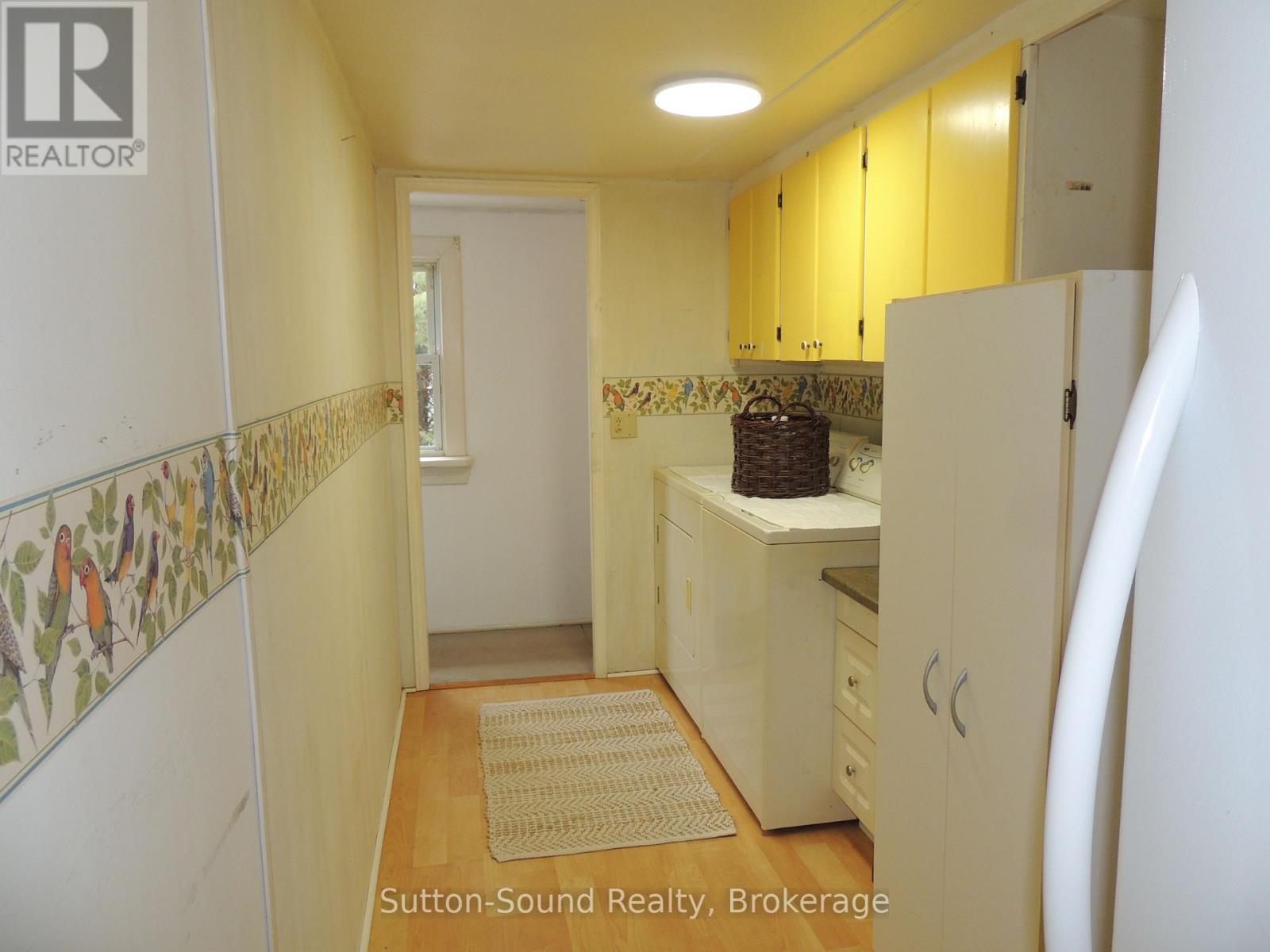127 Harvey Street, Georgian Bluffs, Ontario  N0H 2N0 - Photo 21 - X12952672