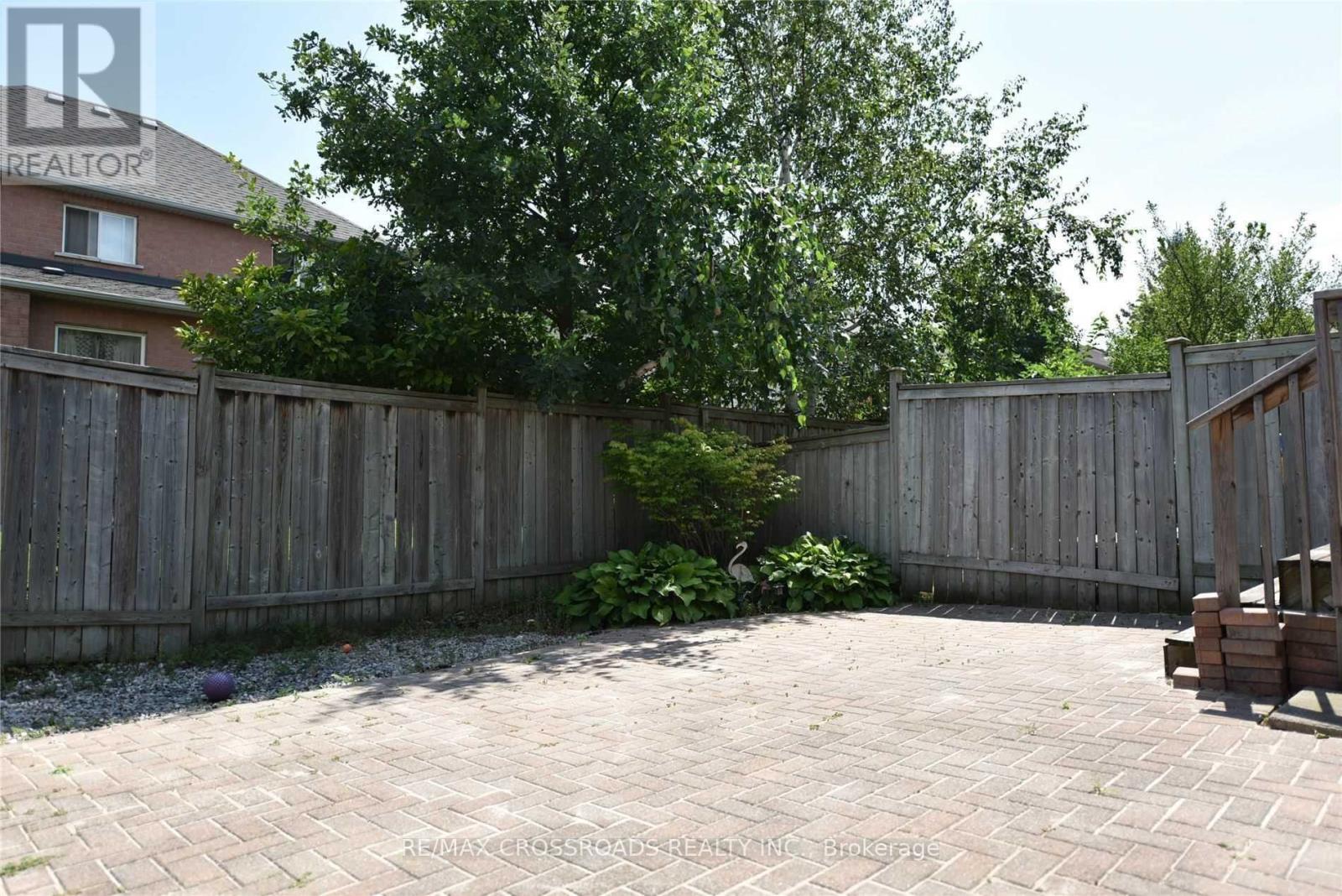 33 Holmwood Street, Richmond Hill, Ontario  L4B 4K5 - Photo 14 - N13162164
