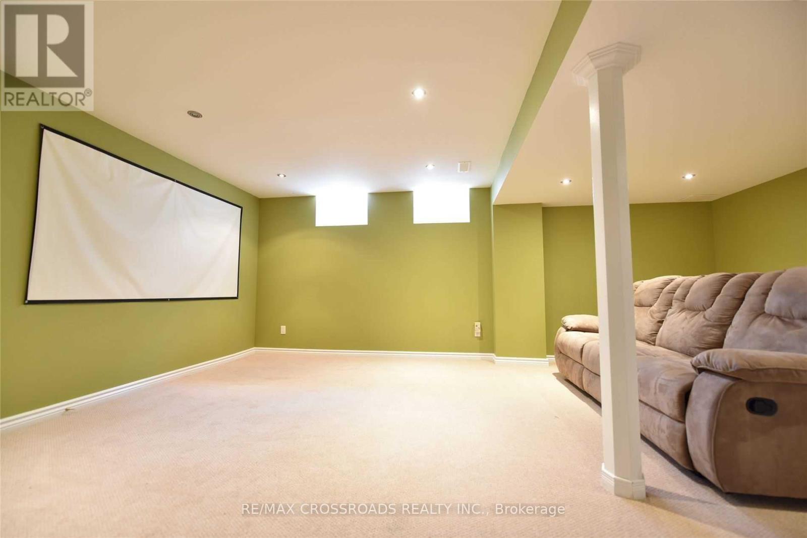 33 Holmwood Street, Richmond Hill, Ontario  L4B 4K5 - Photo 15 - N13162164
