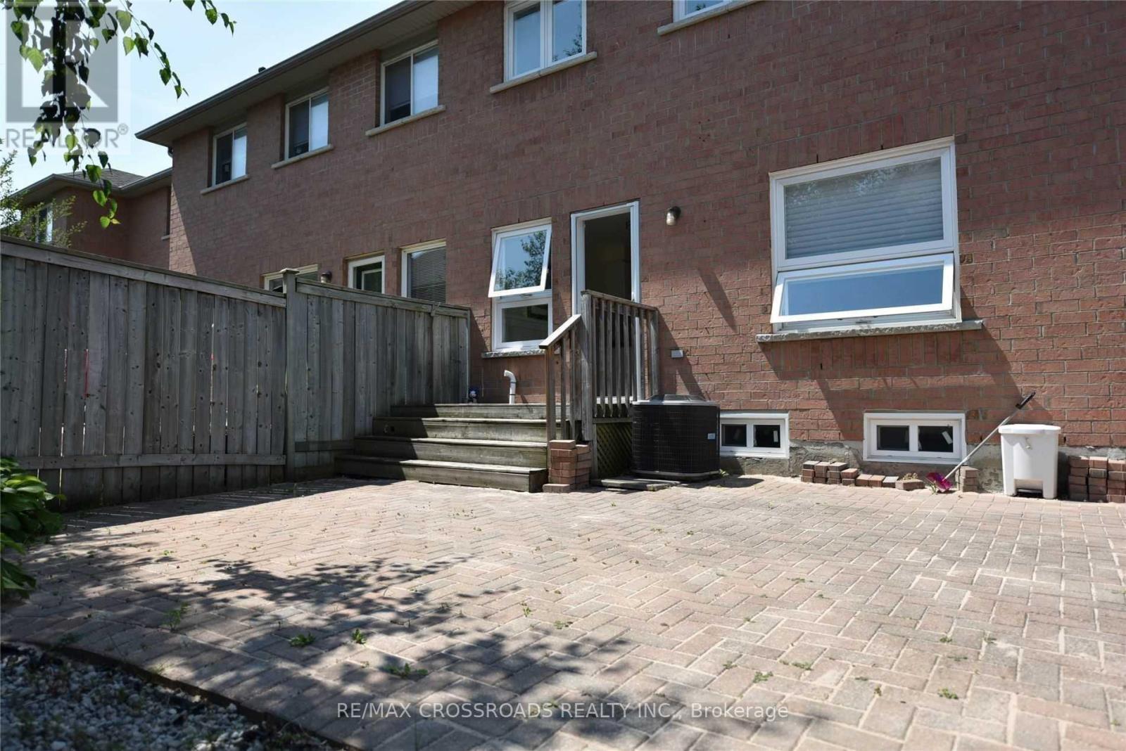33 Holmwood Street, Richmond Hill, Ontario  L4B 4K5 - Photo 16 - N13162164