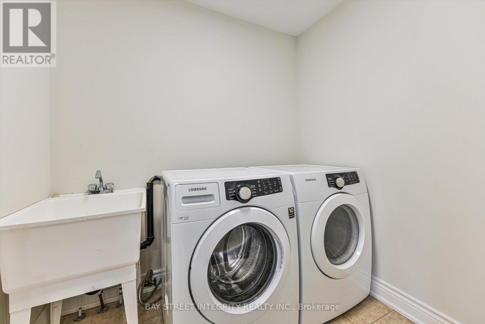 16 Coventry Court, Richmond Hill, Ontario  L4C 0X1 - Photo 33 - N13162374