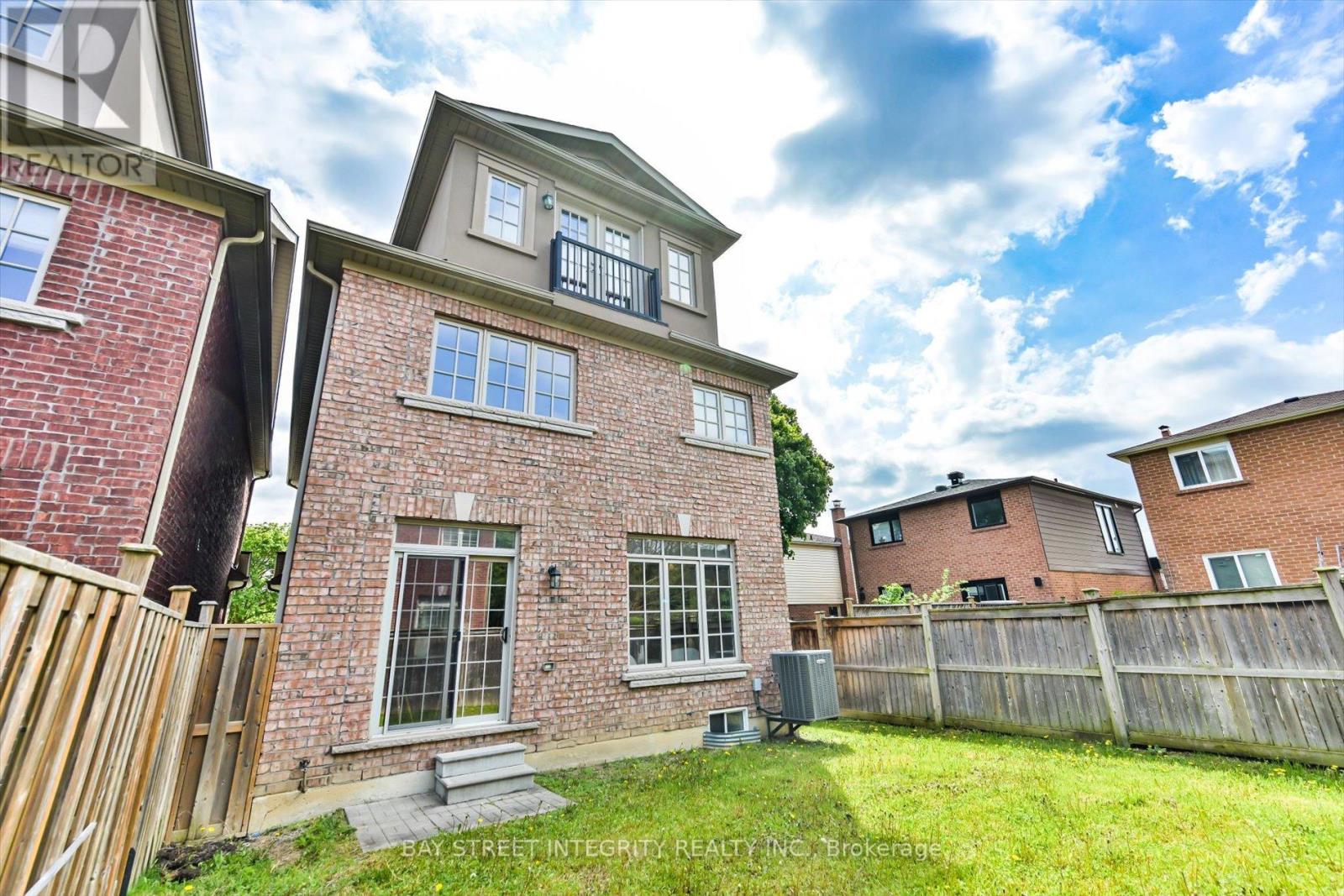 16 Coventry Court, Richmond Hill, Ontario  L4C 0X1 - Photo 34 - N13162374