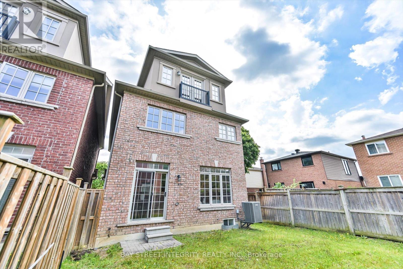 16 Coventry Court, Richmond Hill, Ontario  L4C 0X1 - Photo 35 - N13162374
