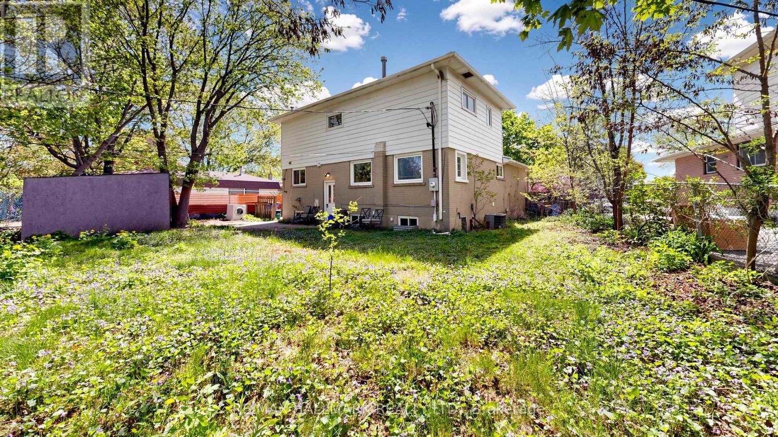 46 Collins Crescent, Aurora, Ontario  L4G 2W2 - Photo 35 - N13162392