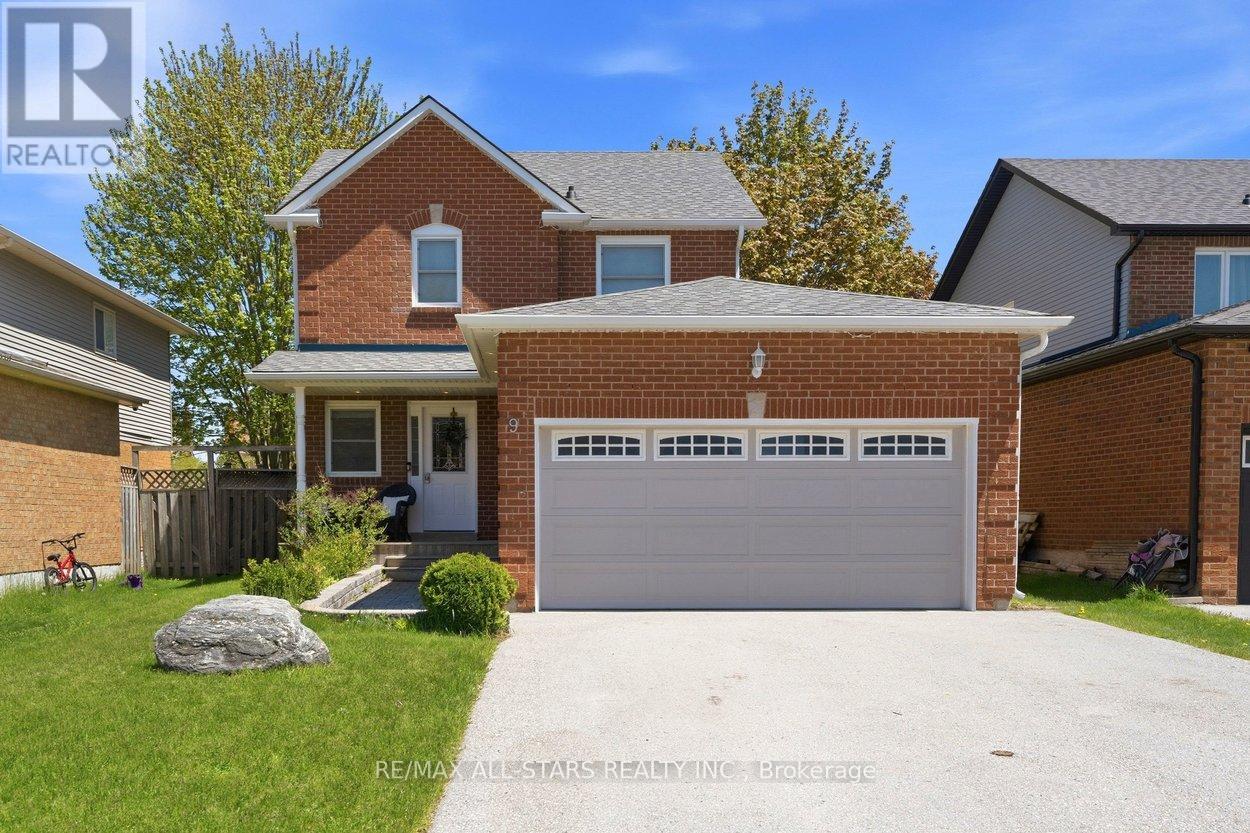 9 TUDOR PLACE, Georgina, Ontario