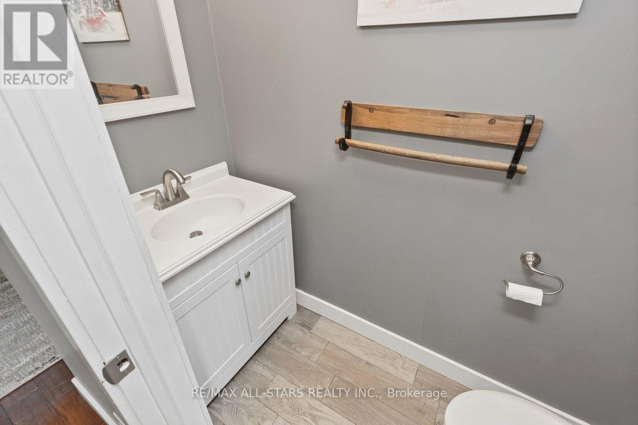 9 Tudor Place, Georgina, Ontario  L4P 3N7 - Photo 24 - N13162436