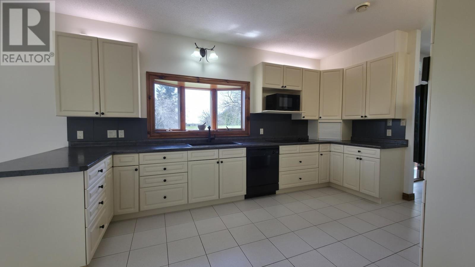618 Allens Side Rd, Sault Ste. Marie, Ontario P6C 2Z3 - Photo 22 - SM261103