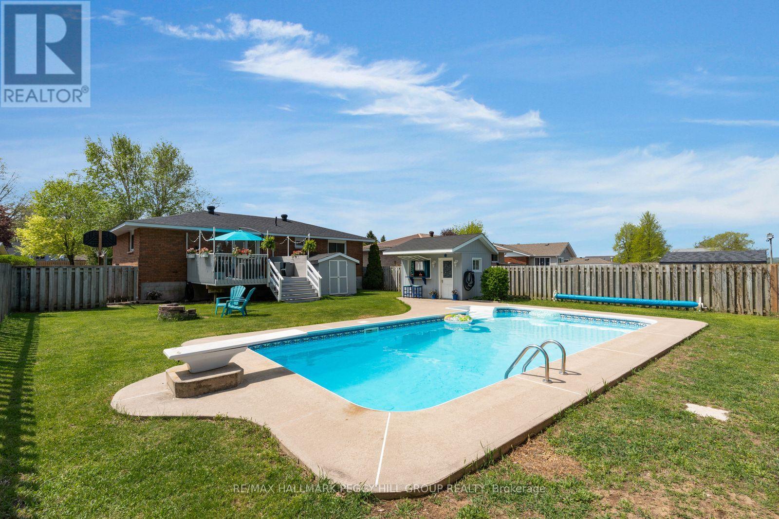 32 Kerr Drive, Penetanguishene, Ontario  L9M 1H6 - Photo 20 - S13162110