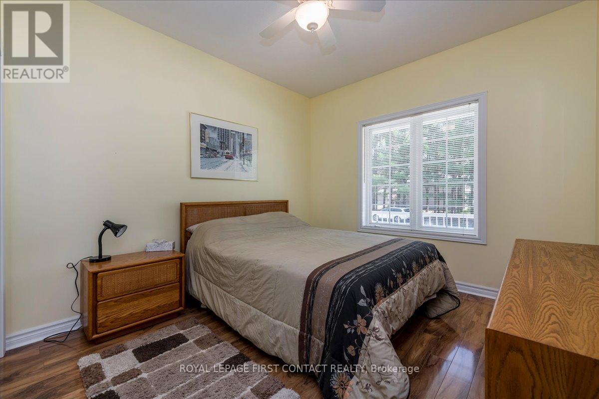 6 Martyn Drive, Wasaga Beach, Ontario  L9Z 1N4 - Photo 8 - S13162176