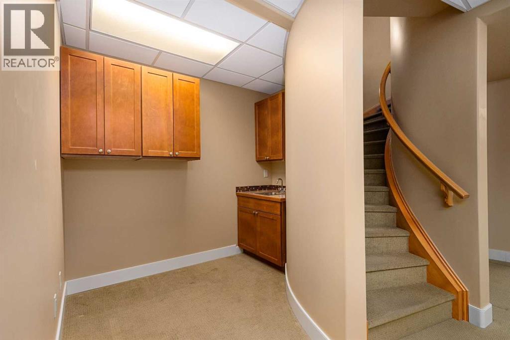 720 4 Street NW, Calgary, Alberta  T2N 1P2 - Photo 34 - A2313000