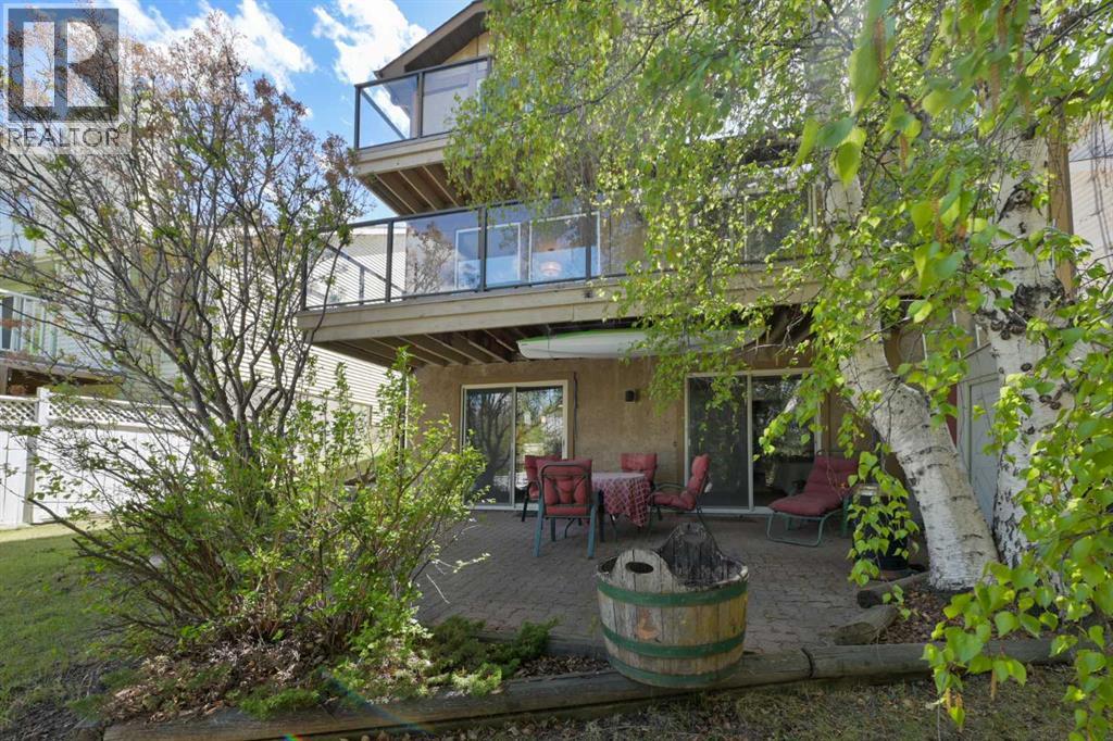 44 Coach Manor Rise SW, Calgary, Alberta  T3H 1C4 - Photo 23 - A2313362