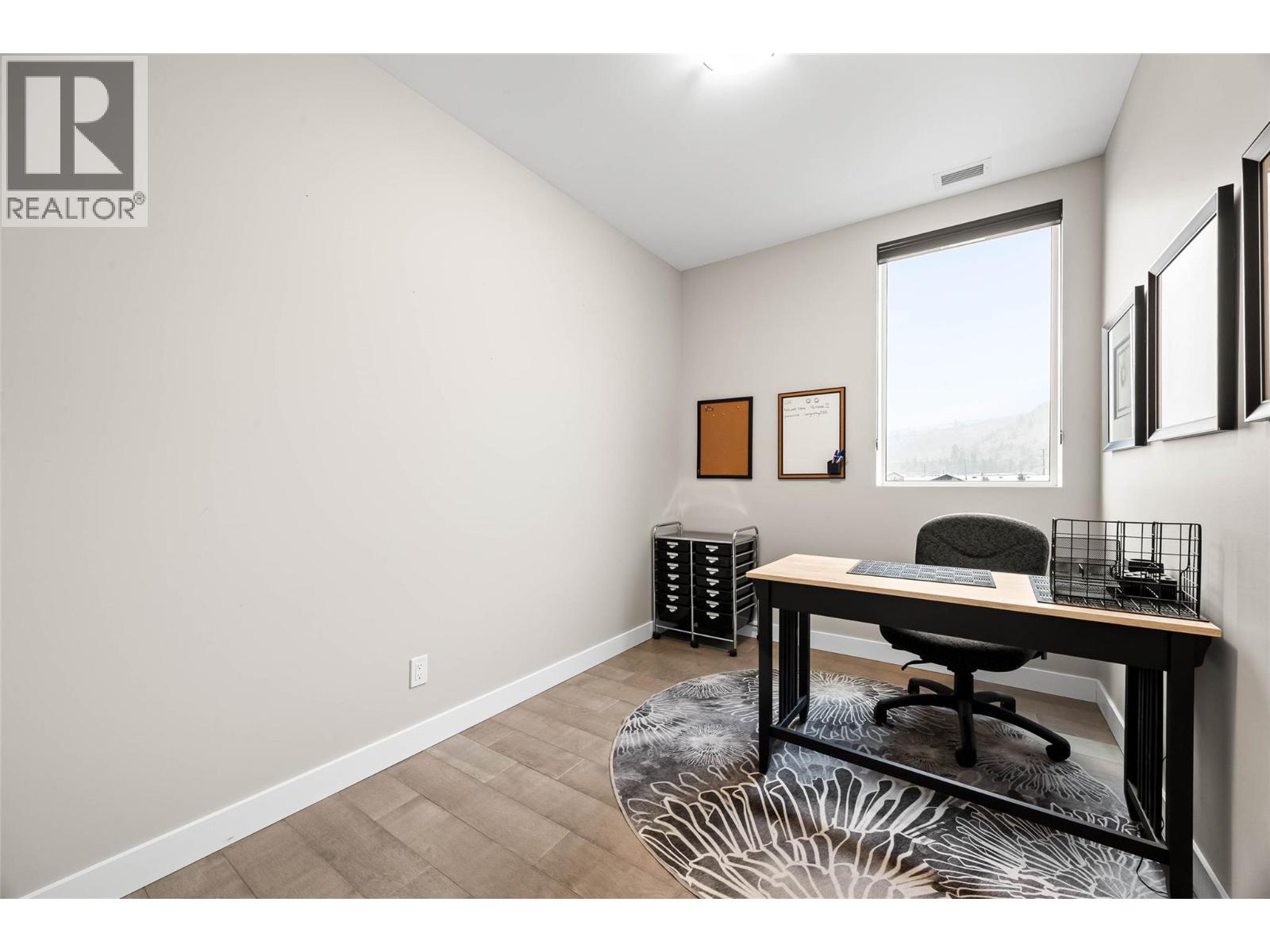 7450 Dallas Drive, Kamloops, British Columbia  V2C 6Z1 - Photo 12 - 10388169