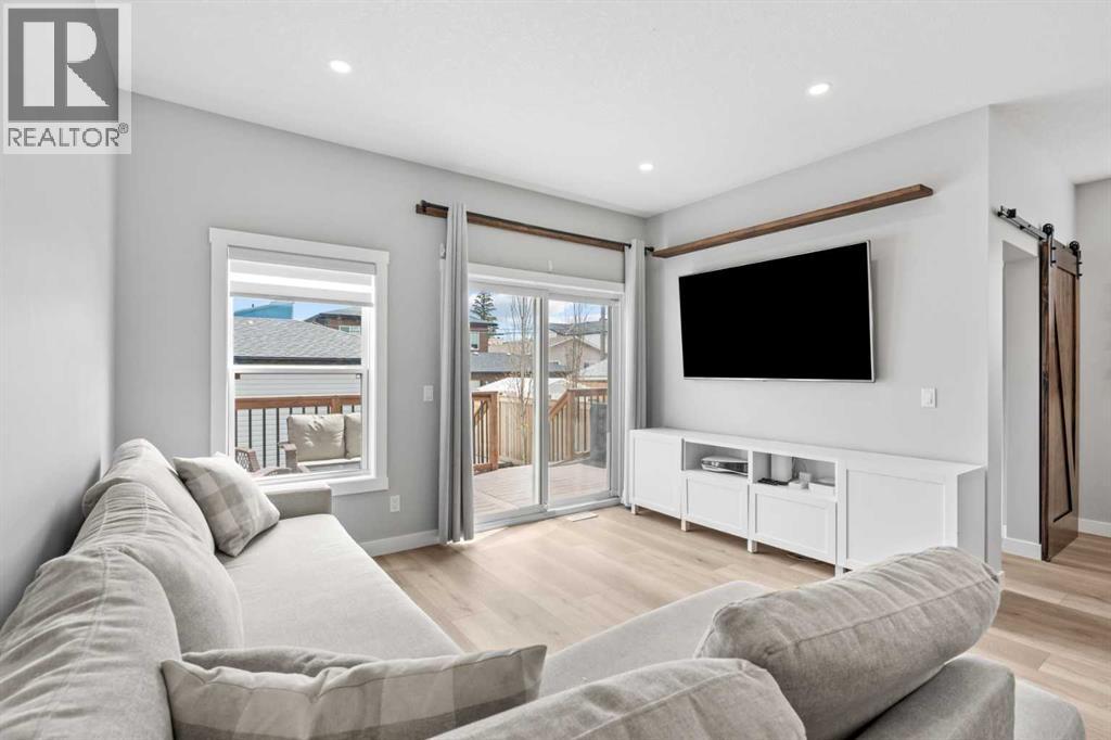 4618 81 Street NW, Calgary, Alberta  T3B 2P6 - Photo 11 - A2312286