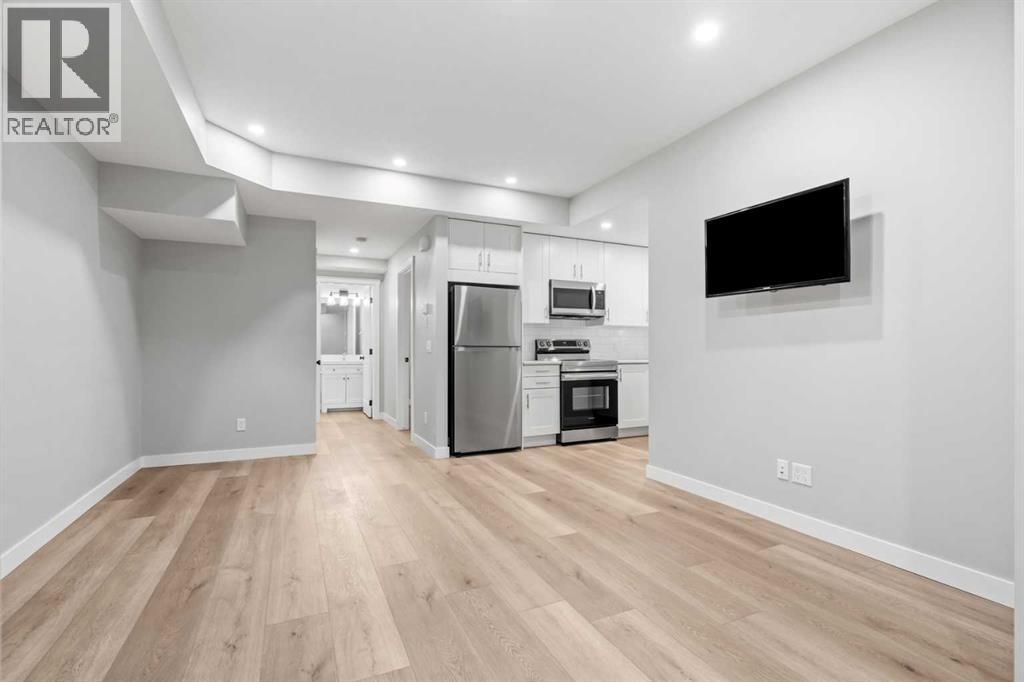 4618 81 Street NW, Calgary, Alberta  T3B 2P6 - Photo 32 - A2312286