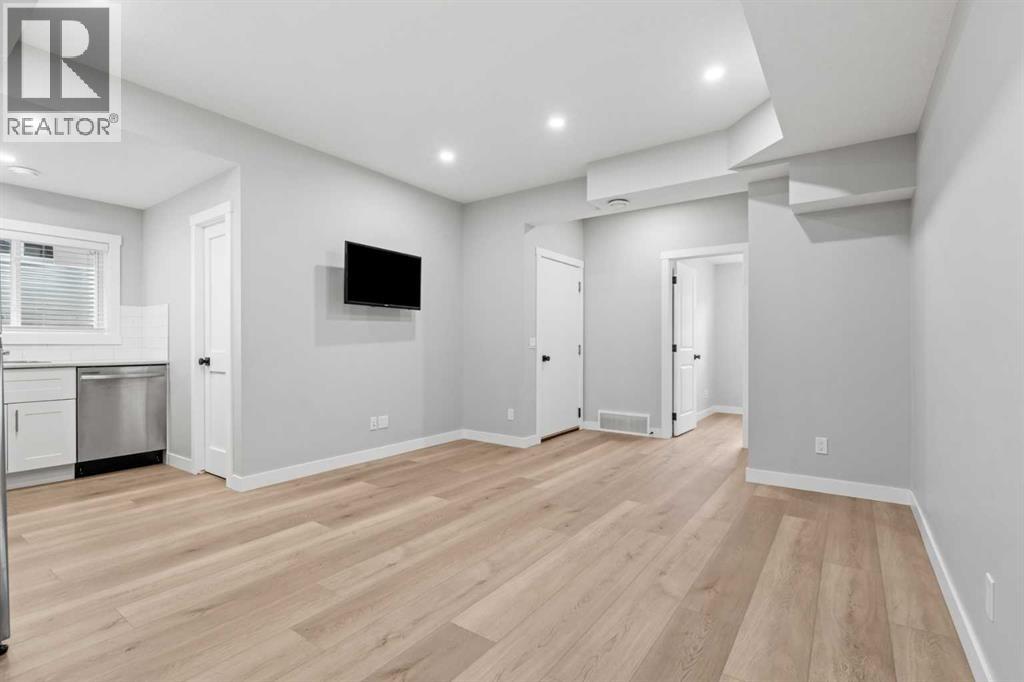 4618 81 Street NW, Calgary, Alberta  T3B 2P6 - Photo 33 - A2312286