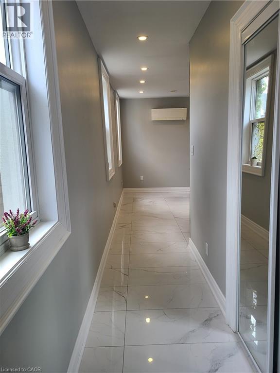 76 Burlington Street E Unit# 2, Hamilton, Ontario  L8L 4G6 - Photo 4 - 40832735