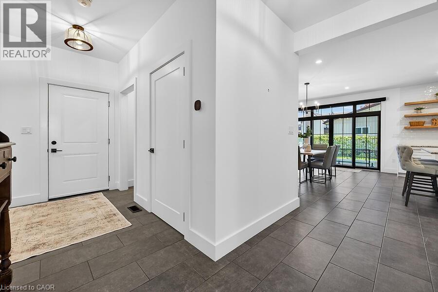 31 Winnett Street N, Haldimand, Ontario  N0A 1E0 - Photo 8 - 40832709