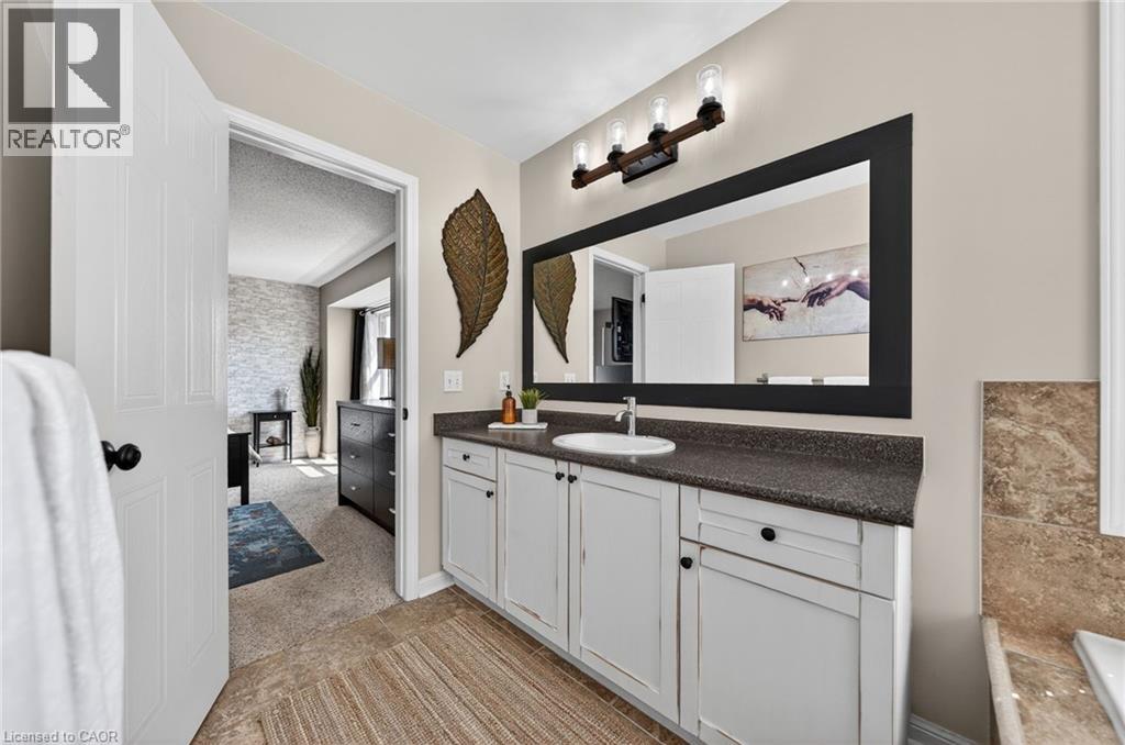 115 Arthur Fach Drive, Cambridge, Ontario  N1T 2G1 - Photo 28 - 40832464