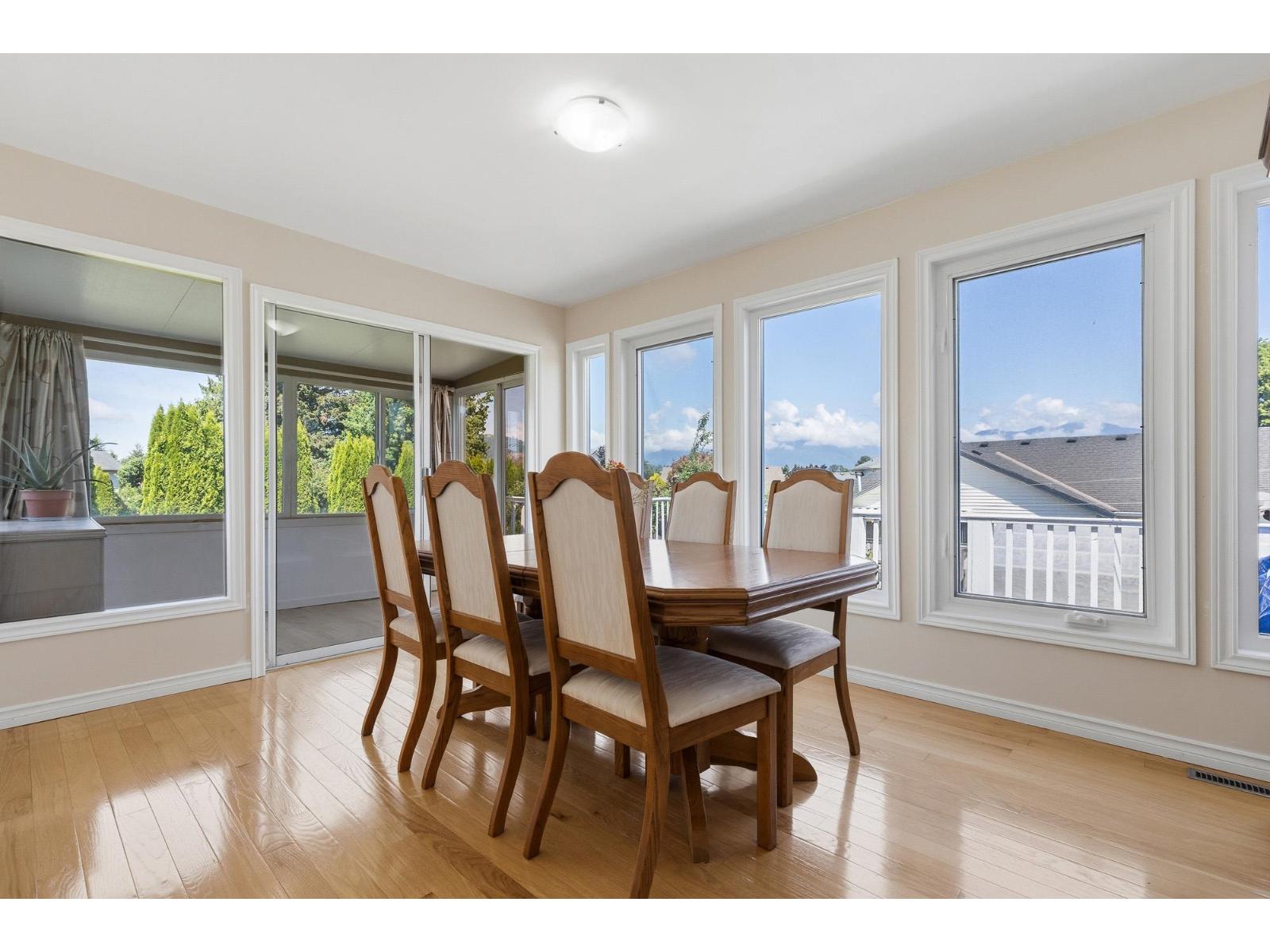 7495 Leary Crescent, Sardis West Vedder, Chilliwack, British Columbia  V2R 3H4 - Photo 4 - R3126698