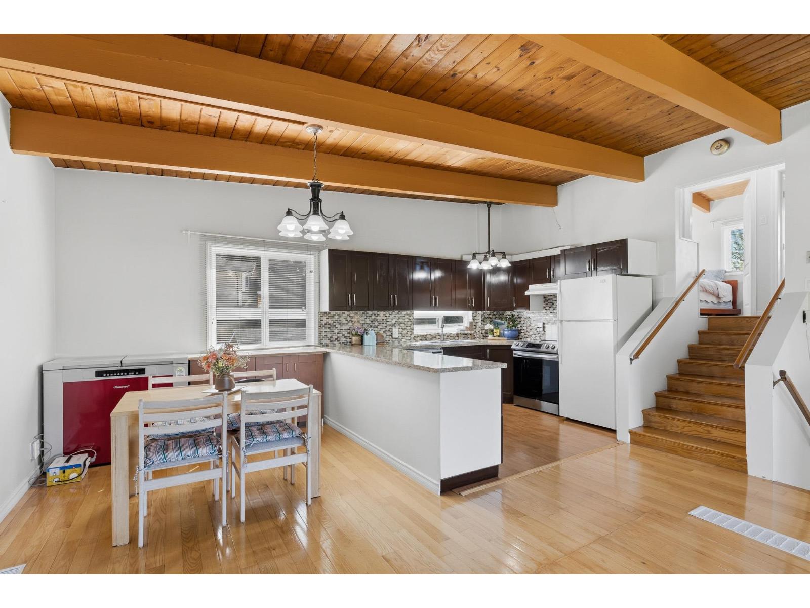 7495 Leary Crescent, Sardis West Vedder, Chilliwack, British Columbia  V2R 3H4 - Photo 8 - R3126698