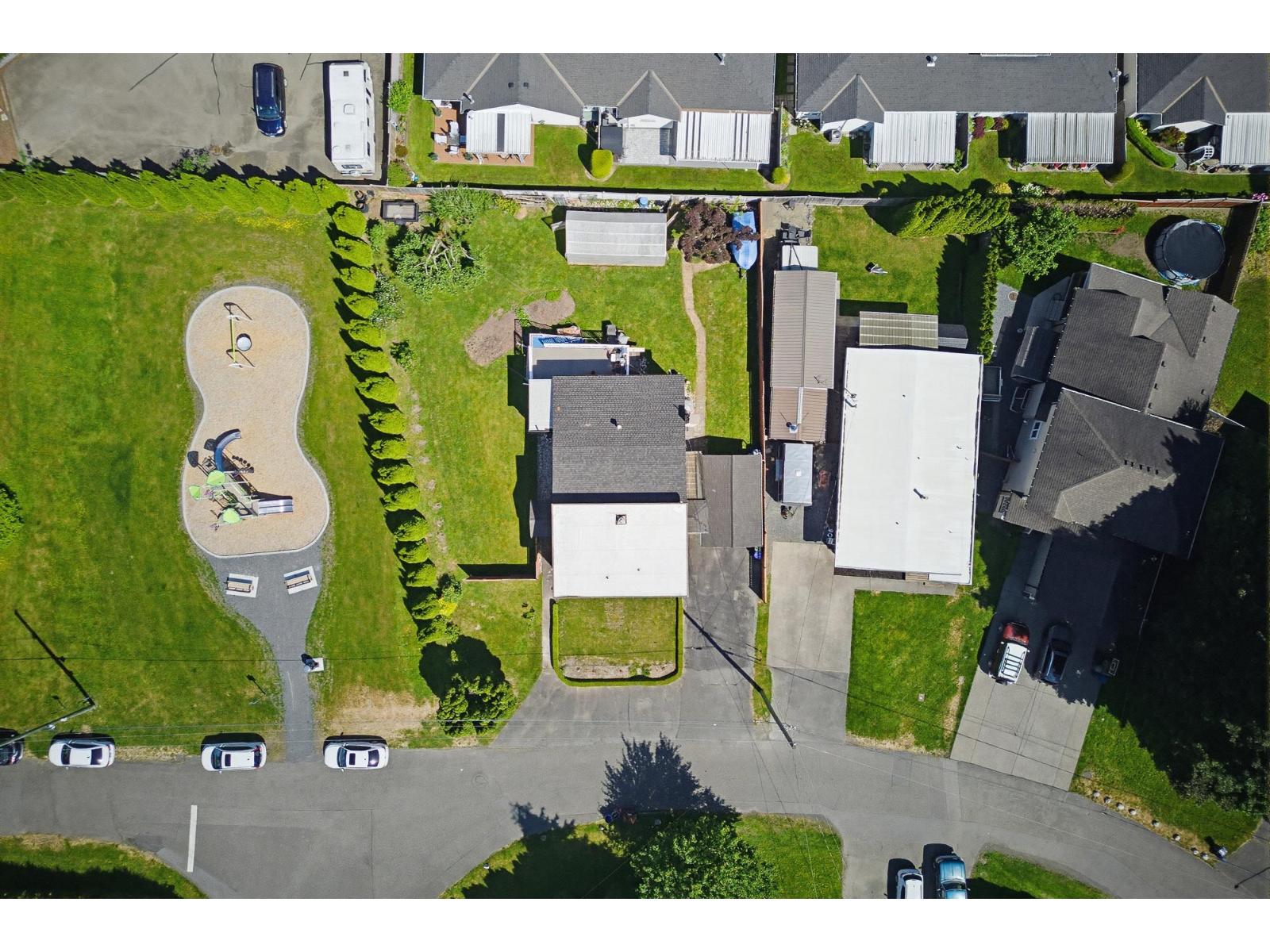 7495 Leary Crescent, Sardis West Vedder, Chilliwack, British Columbia  V2R 3H4 - Photo 38 - R3126698