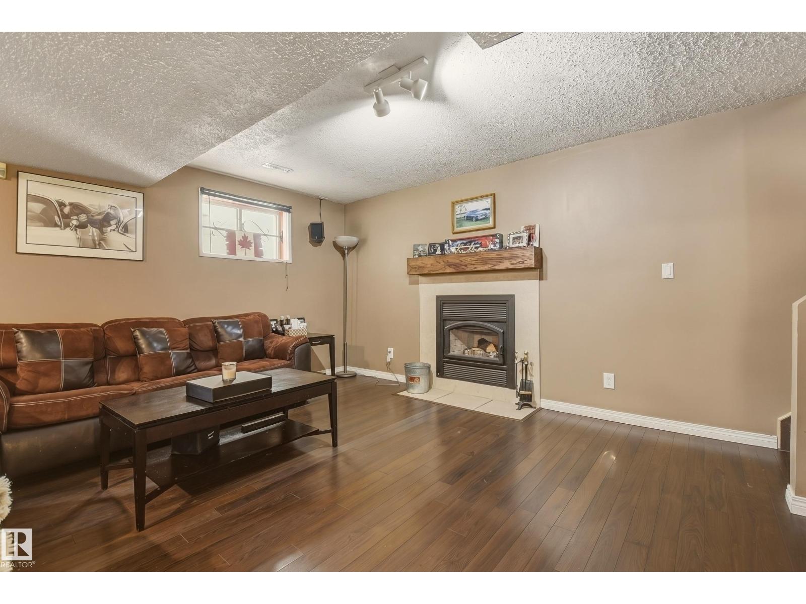 18648 57 Av Nw, Edmonton, Alberta  T6M 2A5 - Photo 11 - E4488869