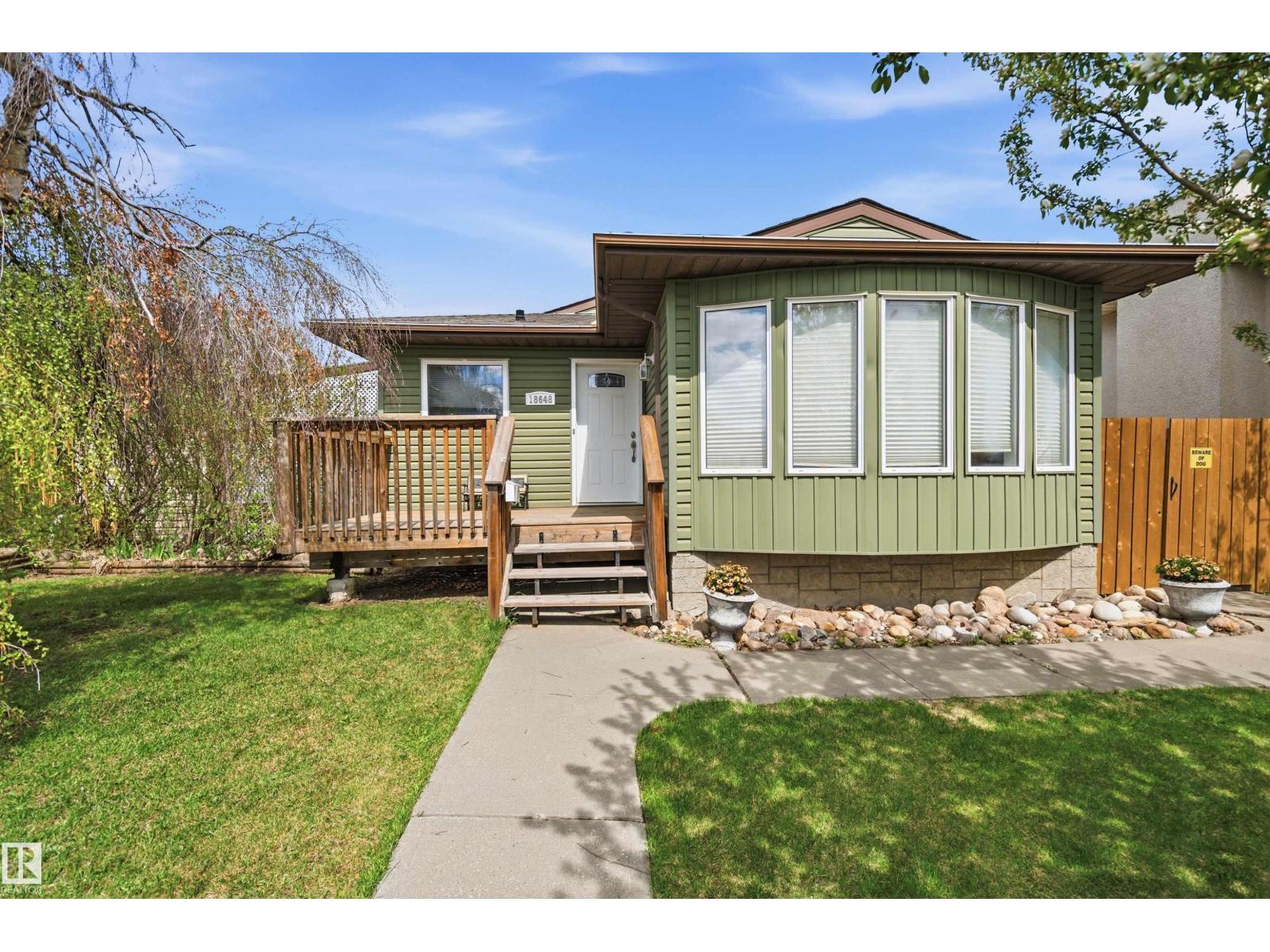 18648 57 Av Nw, Edmonton, Alberta  T6M 2A5 - Photo 1 - E4488869