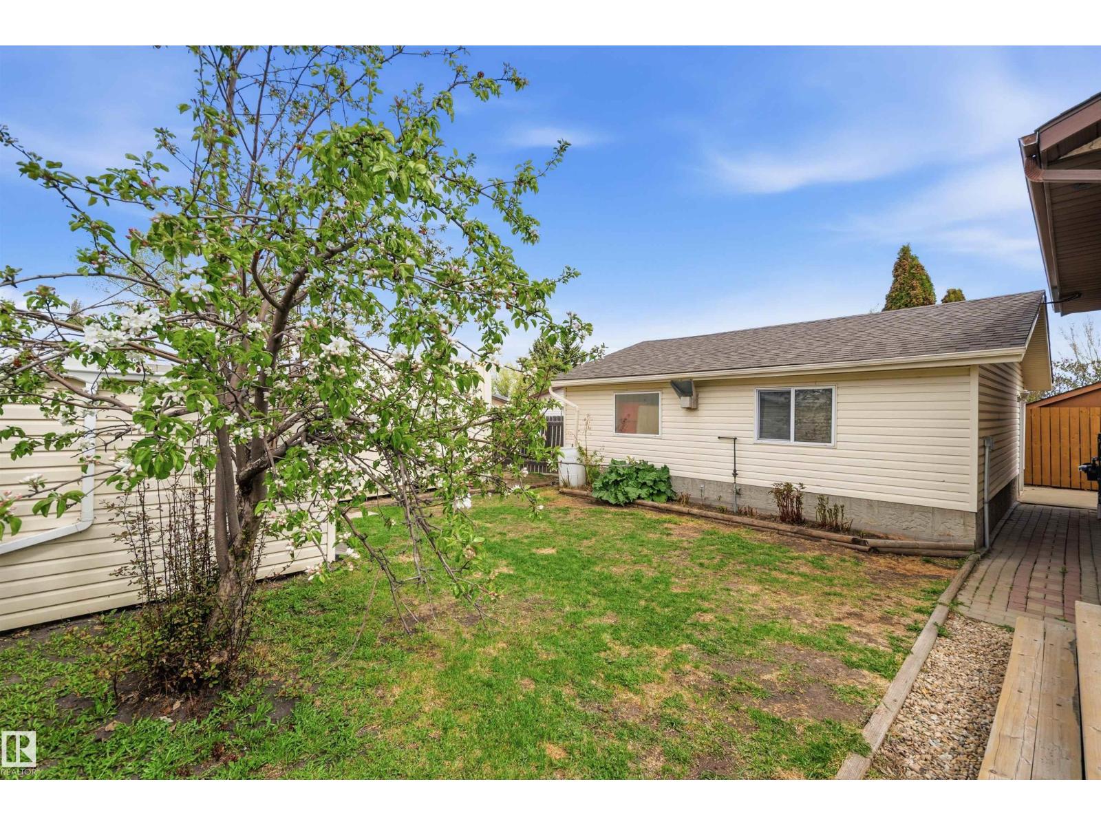 18648 57 Av Nw, Edmonton, Alberta  T6M 2A5 - Photo 19 - E4488869