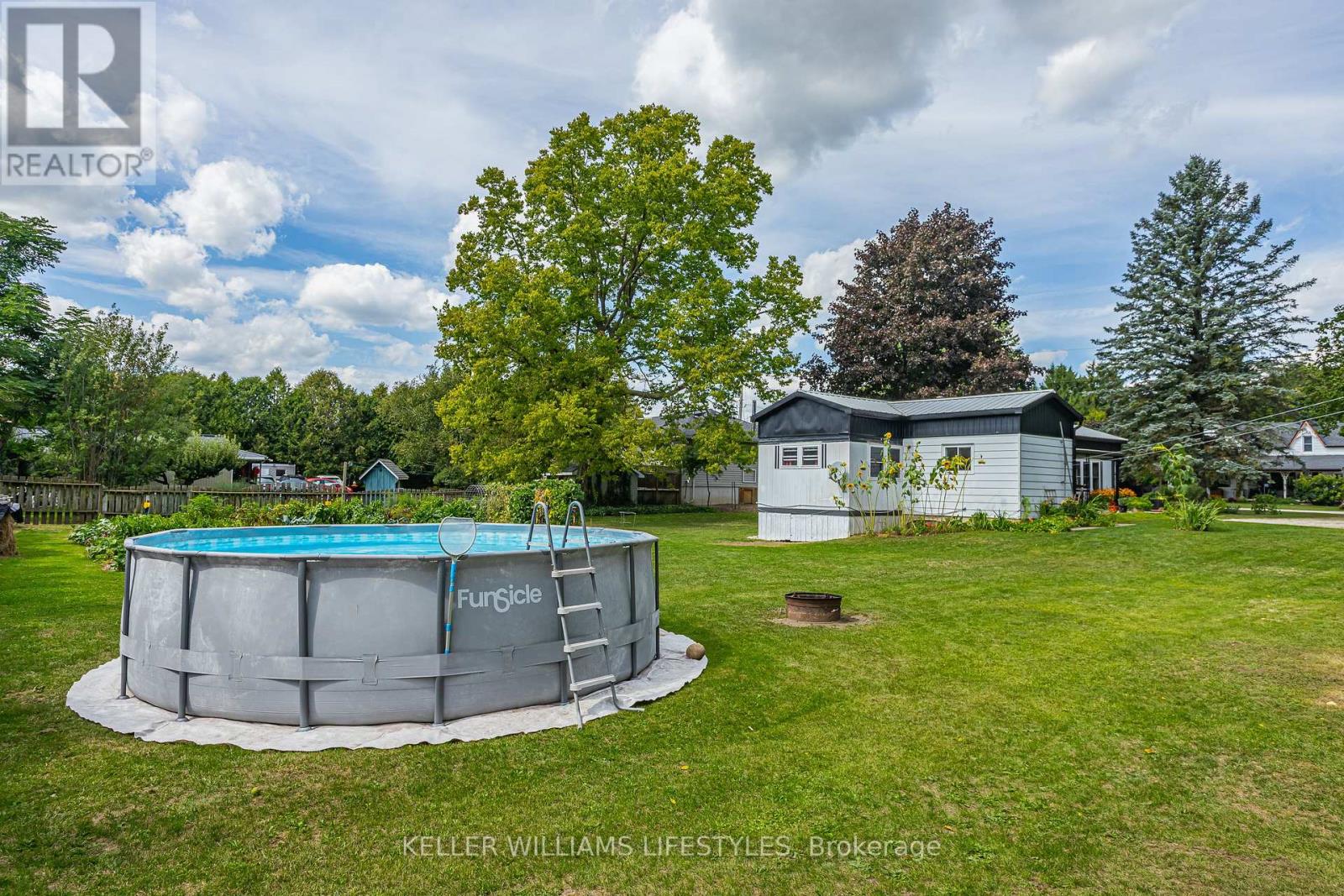 4403 Queens Avenue, North Middlesex, Ontario  N0M 1A0 - Photo 30 - X13162594