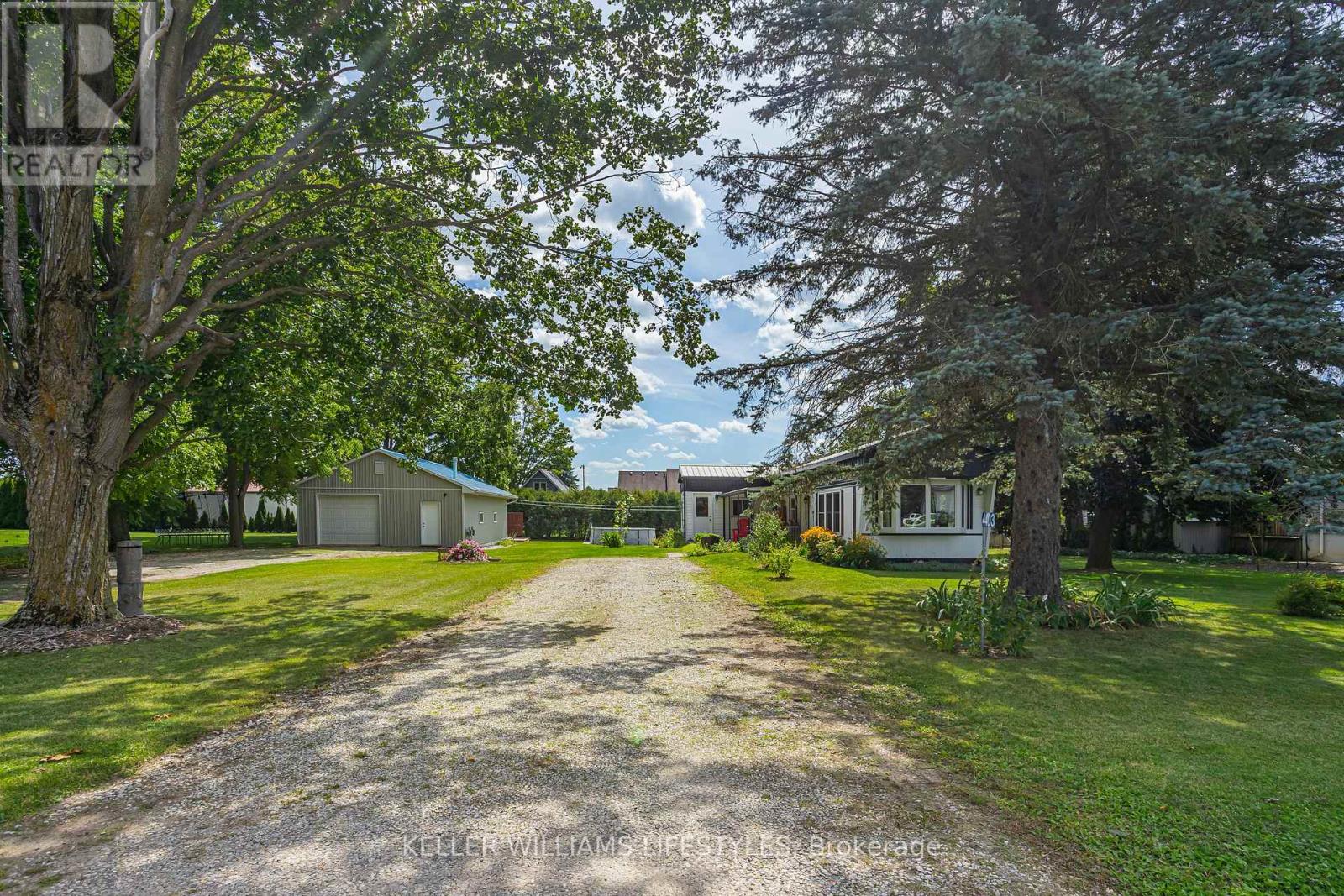 4403 Queens Avenue, North Middlesex, Ontario  N0M 1A0 - Photo 5 - X13162594