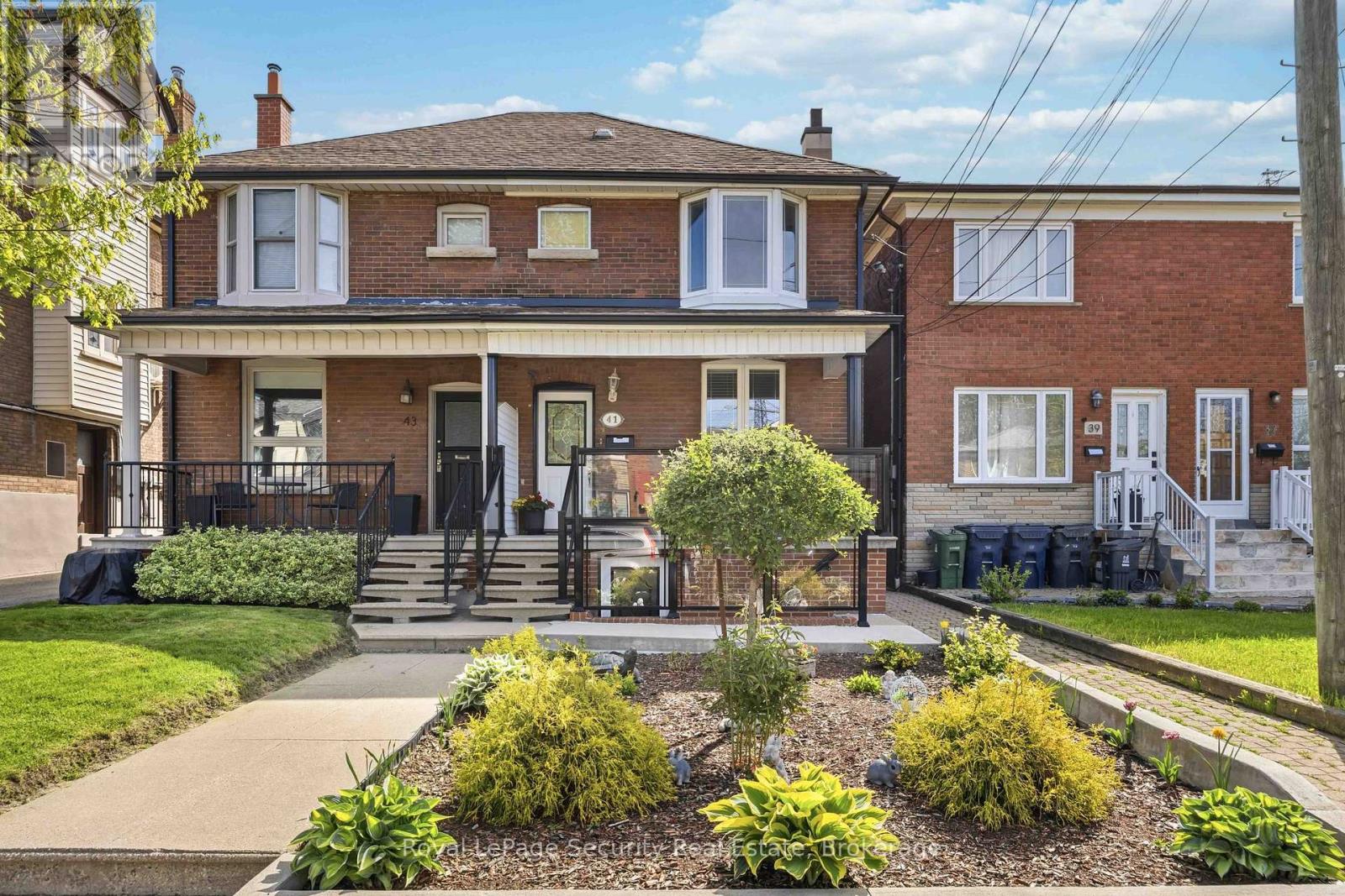 2ND FLOOR - 41 PRESCOTT AVENUE