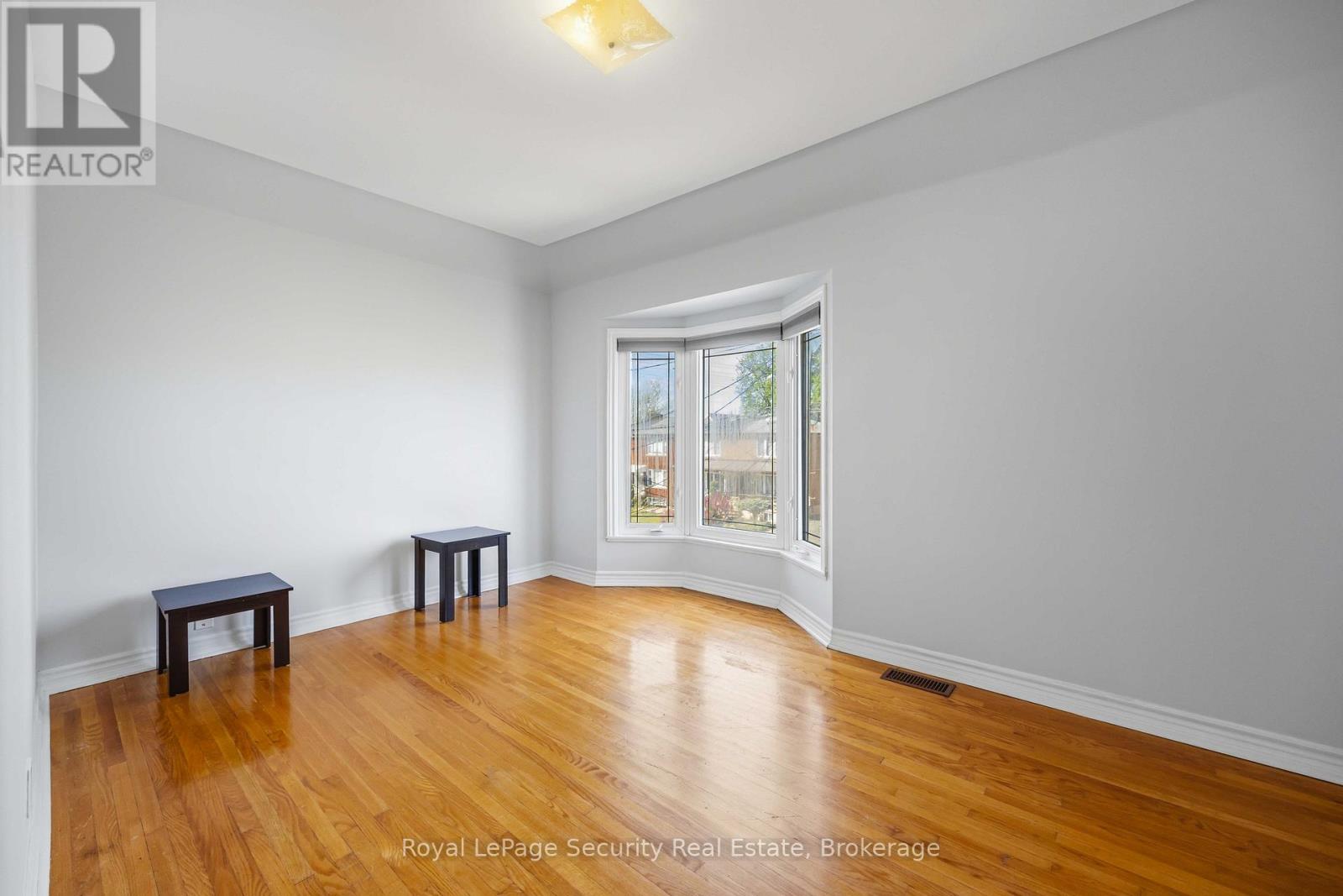 2nd Floor - 41 Prescott Avenue, Toronto, Ontario M6N 3G7 - Photo 21 - W13162138