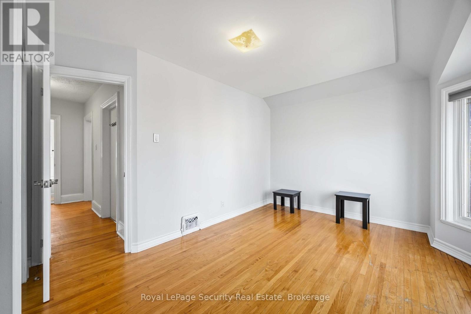 2nd Floor - 41 Prescott Avenue, Toronto, Ontario M6N 3G7 - Photo 22 - W13162138
