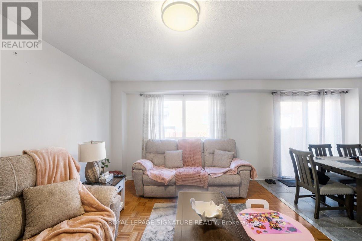 28 Pompano Place, Brampton, Ontario  L6P 1N5 - Photo 12 - W13162150