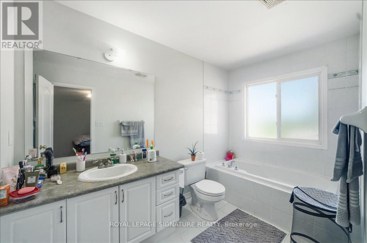 28 Pompano Place, Brampton, Ontario  L6P 1N5 - Photo 14 - W13162150