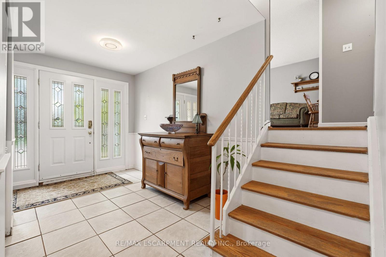 731 Mullin Way, Burlington, Ontario  L7L 4J8 - Photo 6 - W13162154