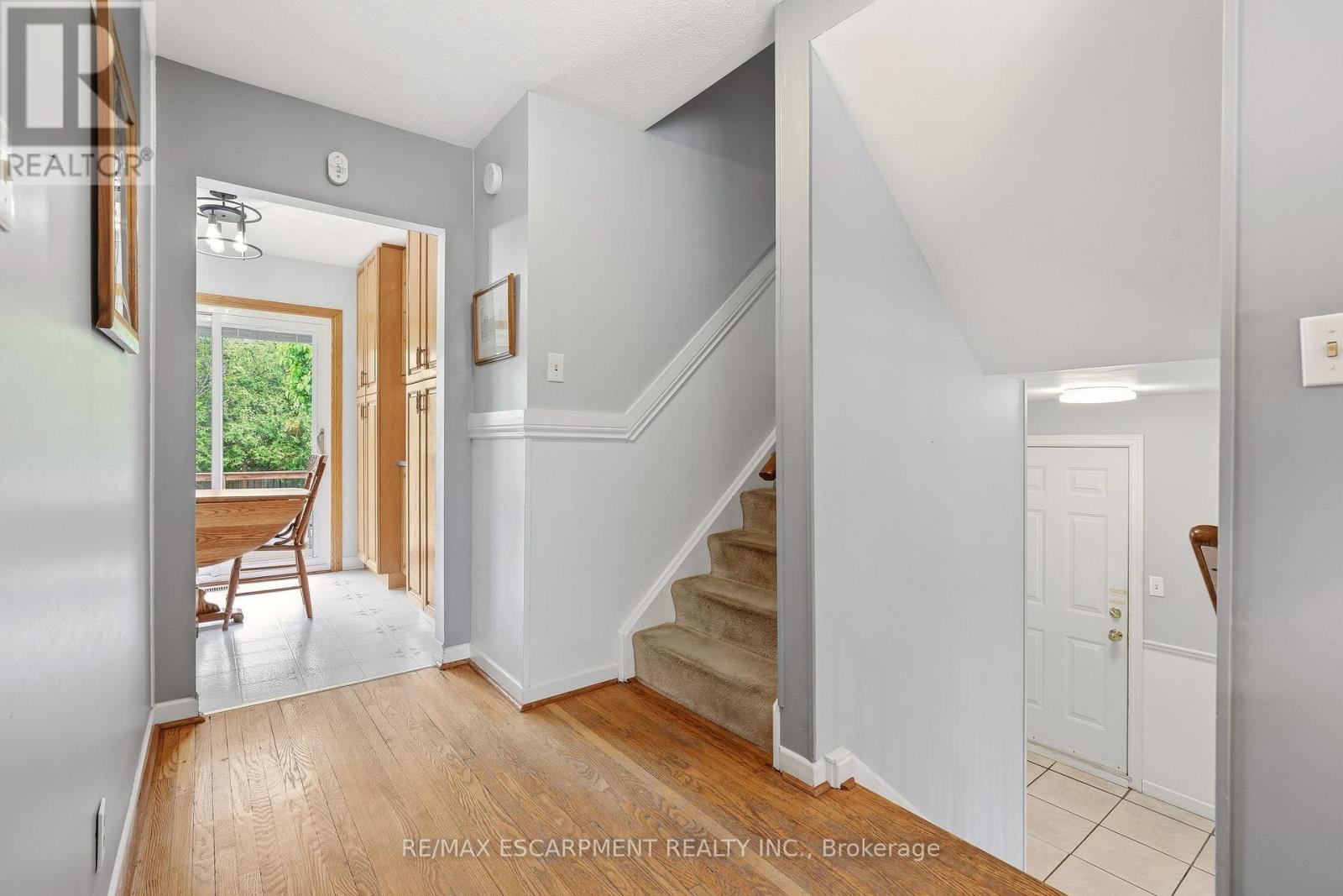 731 Mullin Way, Burlington, Ontario  L7L 4J8 - Photo 9 - W13162154