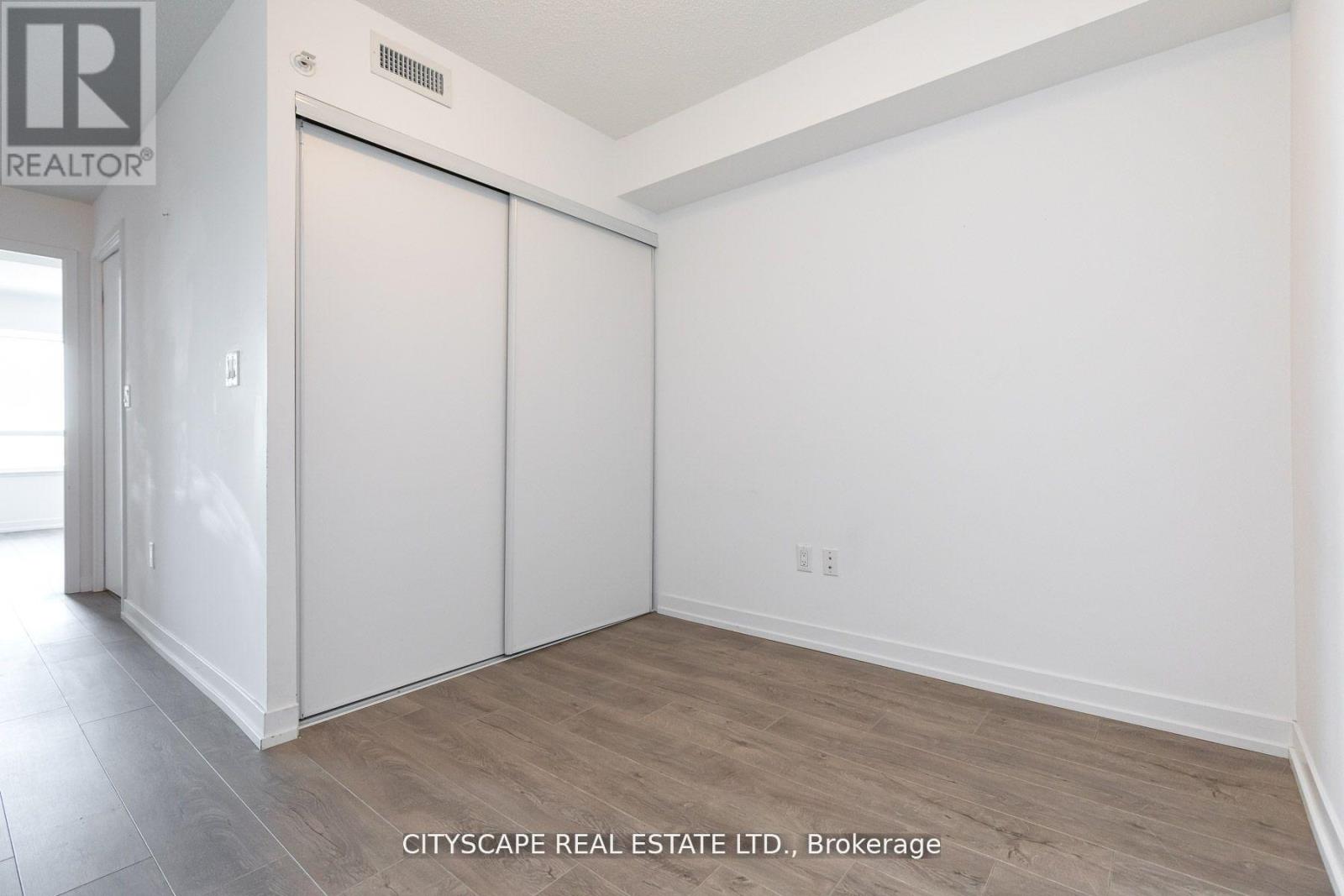 1910 - 1410 Dupont Street, Toronto, Ontario  M6H 2B1 - Photo 9 - W13162214